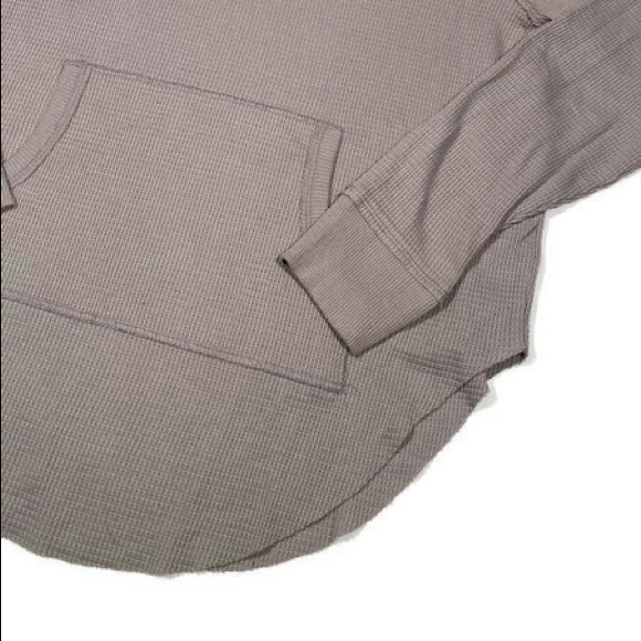 ARITZIA TNA Thermal Hooded Long sleeve Shirt - Picture 2 of 5